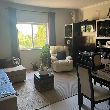 Apartamento Apartamento Com Boa Luz E Localizacao Em Lisboa. Lisboa