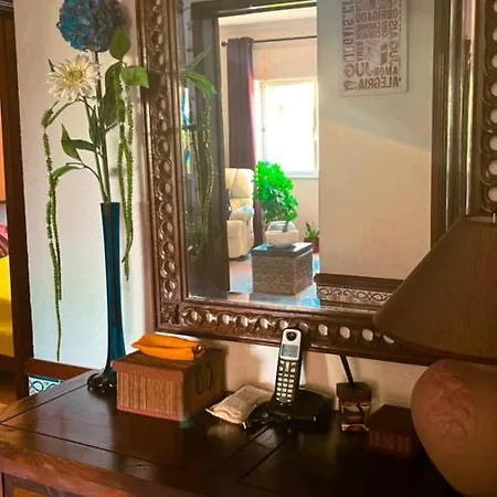 Apartment Apartamento Com Boa Luz E Localizacao Em Lisboa. Lisbon
